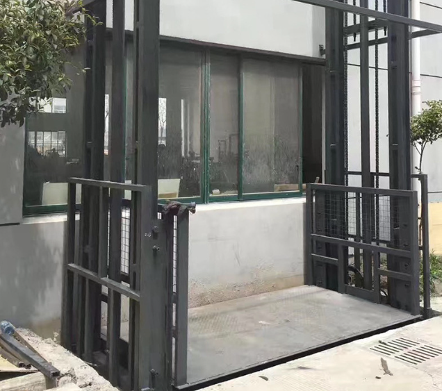 郑州导轨式施工升降机助力民生工程提速增效